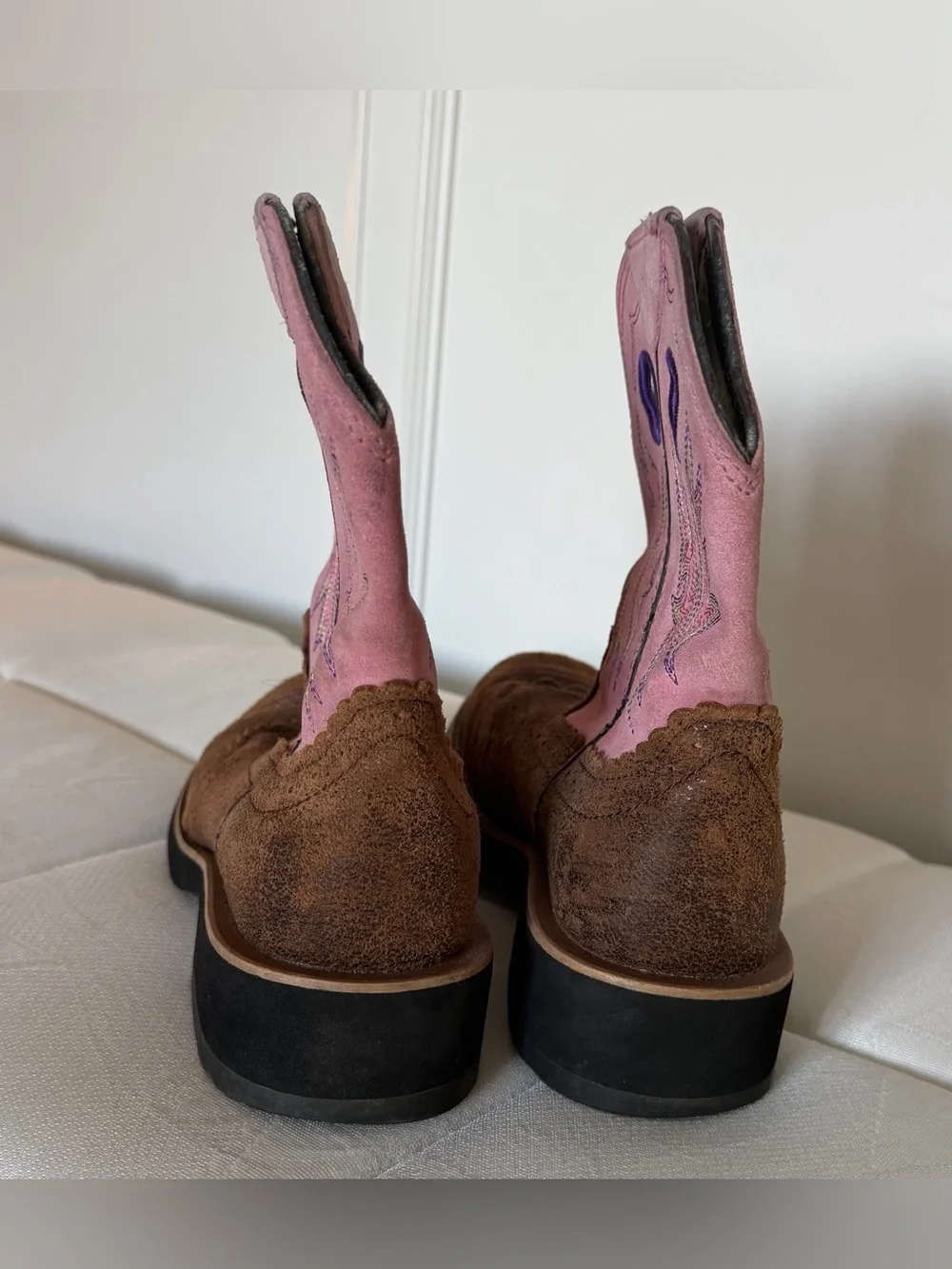 Ariat girls western